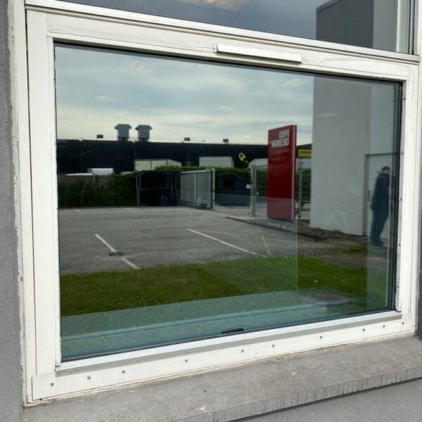 Argent Silver 70, INDVENDIG SOLFILM