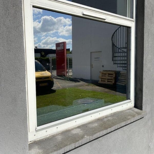 Chrome 270 XC, UDVENDIG SOLFILM